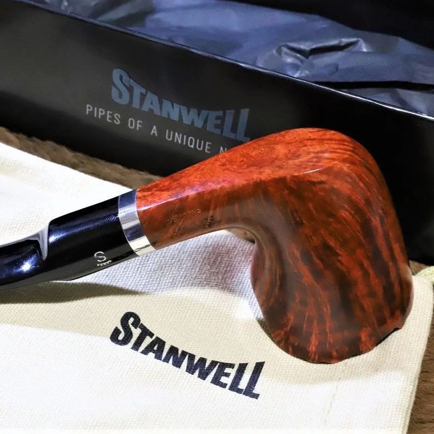 STANWELL】スタンウェル パイプ ルリーフ63 ライトポリッシュ ブランド