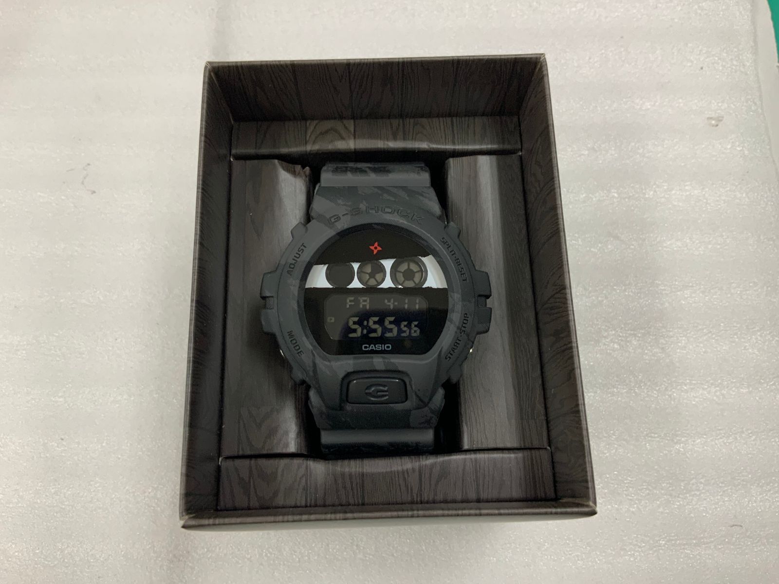 DW-6900NNJ-1JR