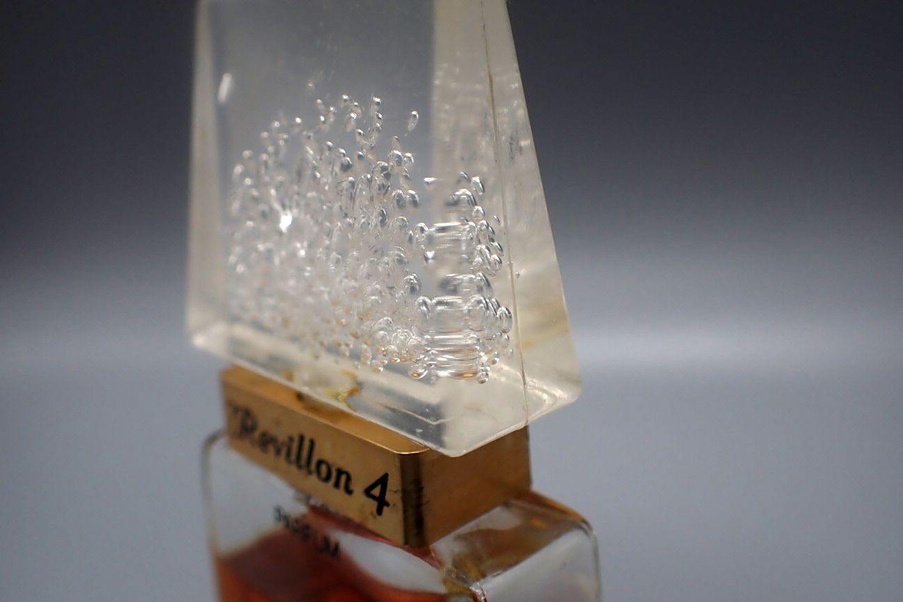 【VINTAGE 1973】Revillon４　Parfum　1/2FL　oz-1