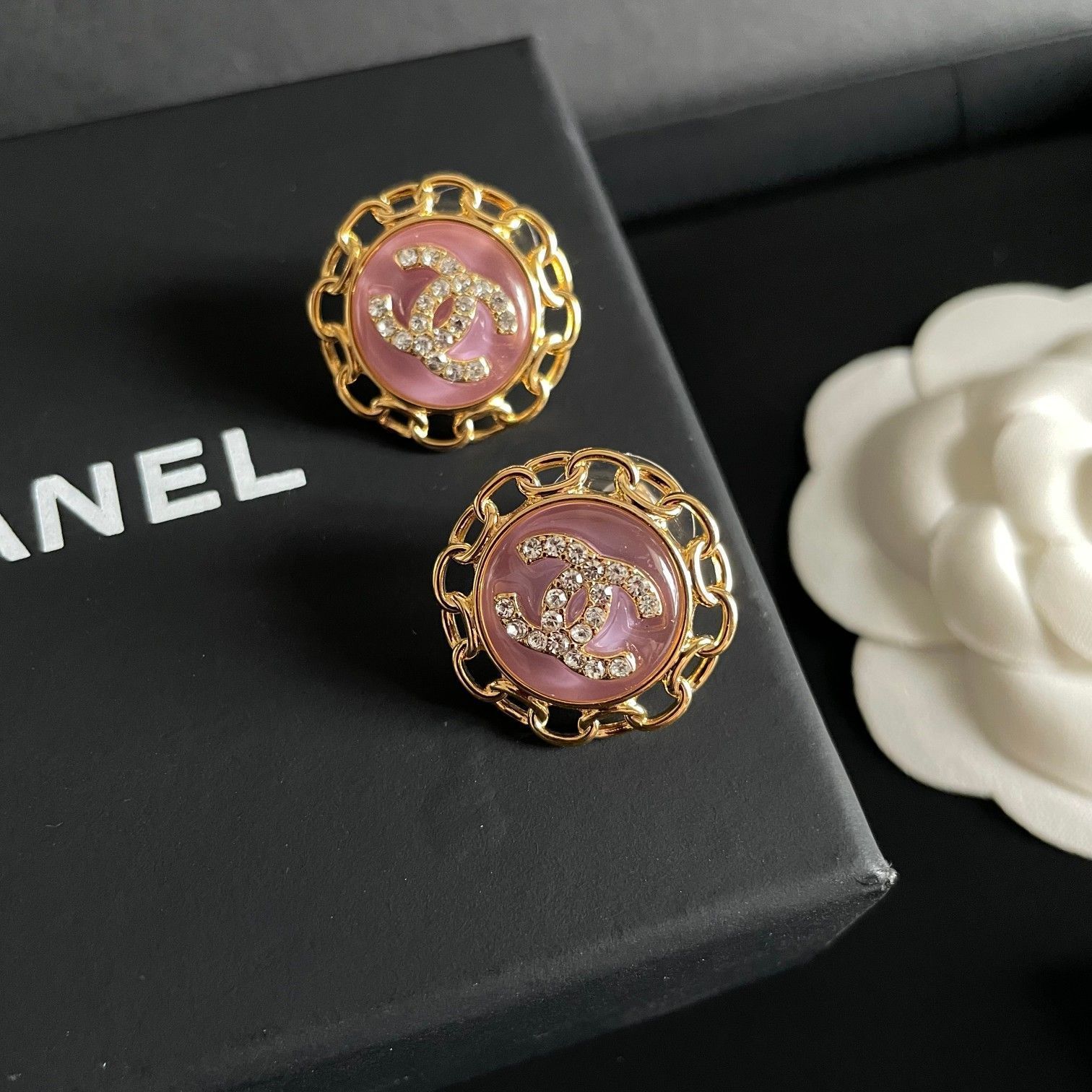 良品　シャネル　CHANEL　ヴィンテージ　ペア　ピアス　ゴールド 今日特価】CHANEL ヴィンテージ ダブル C ピアス 送料無料 限定