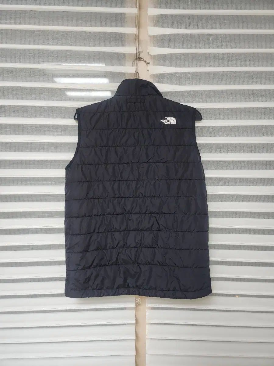  THE NORTH FACE ザノースフェイス ダウンベスト 160 その他 ジャケット ブルゾン