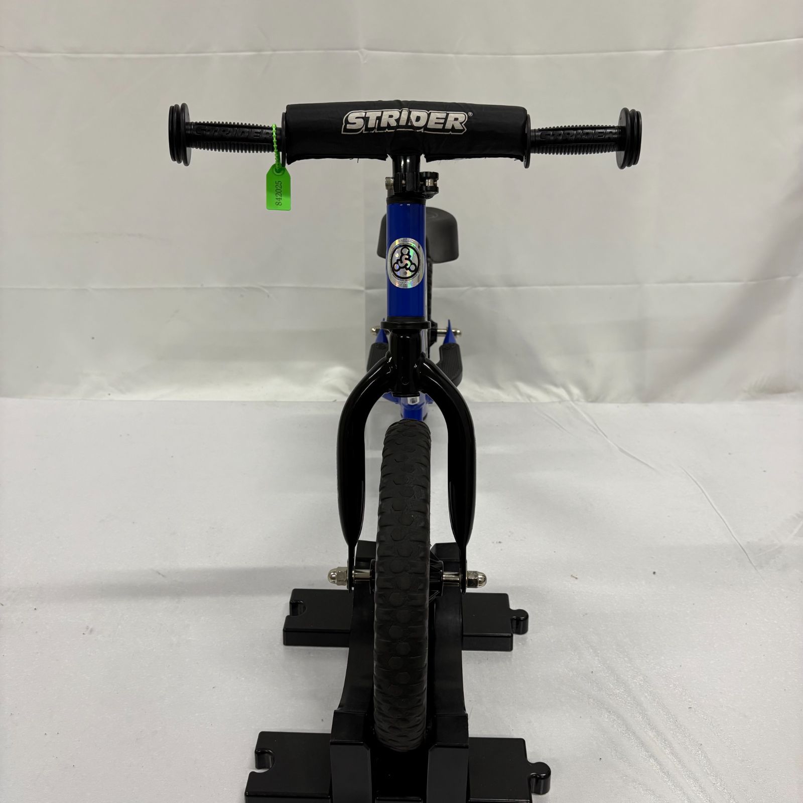 極美品 人気カラー STRIDER 12 SPORT ストライダー スポーツ