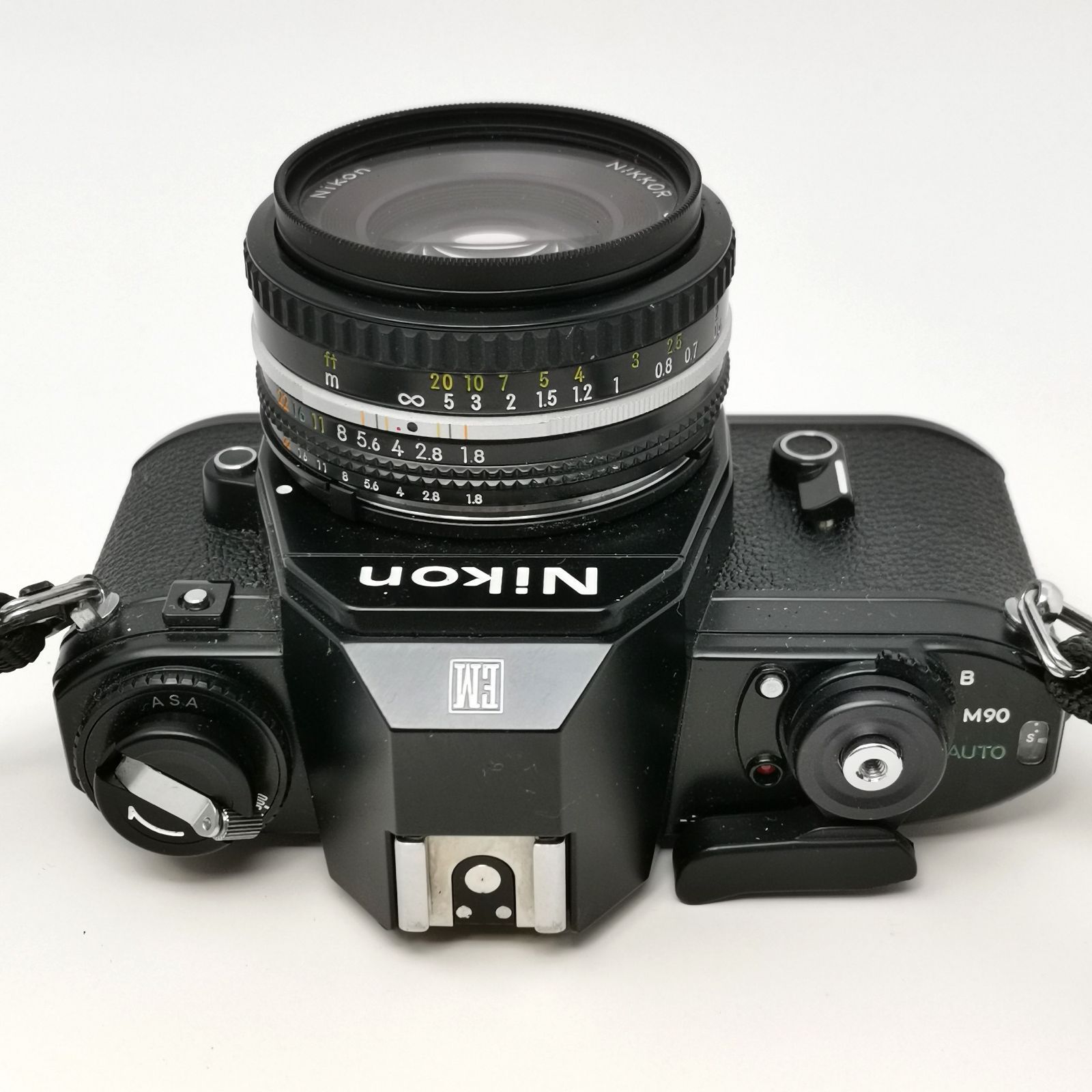 【動作不確認】NikonカメラEM ニコン　レンズ付き ニコン EM フィルムカメラ ブラック フィルムないため動作未確認