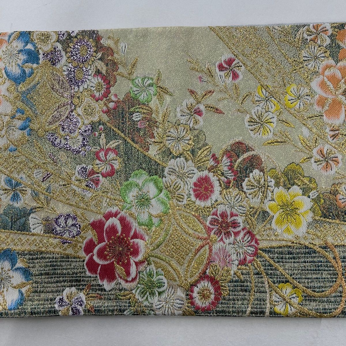 【メーカー再生品】 袋帯 美品 【中古 正絹 六通 金色 金糸 箔 七宝文 桜 秀品 着物・浴衣