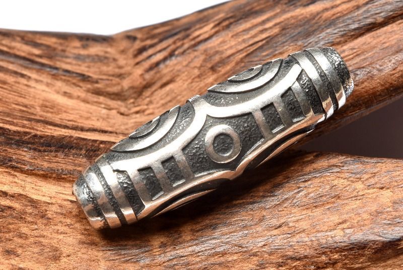 天珠 小型 2個 二眼天珠・ロングミニサイズ／約8×20mm