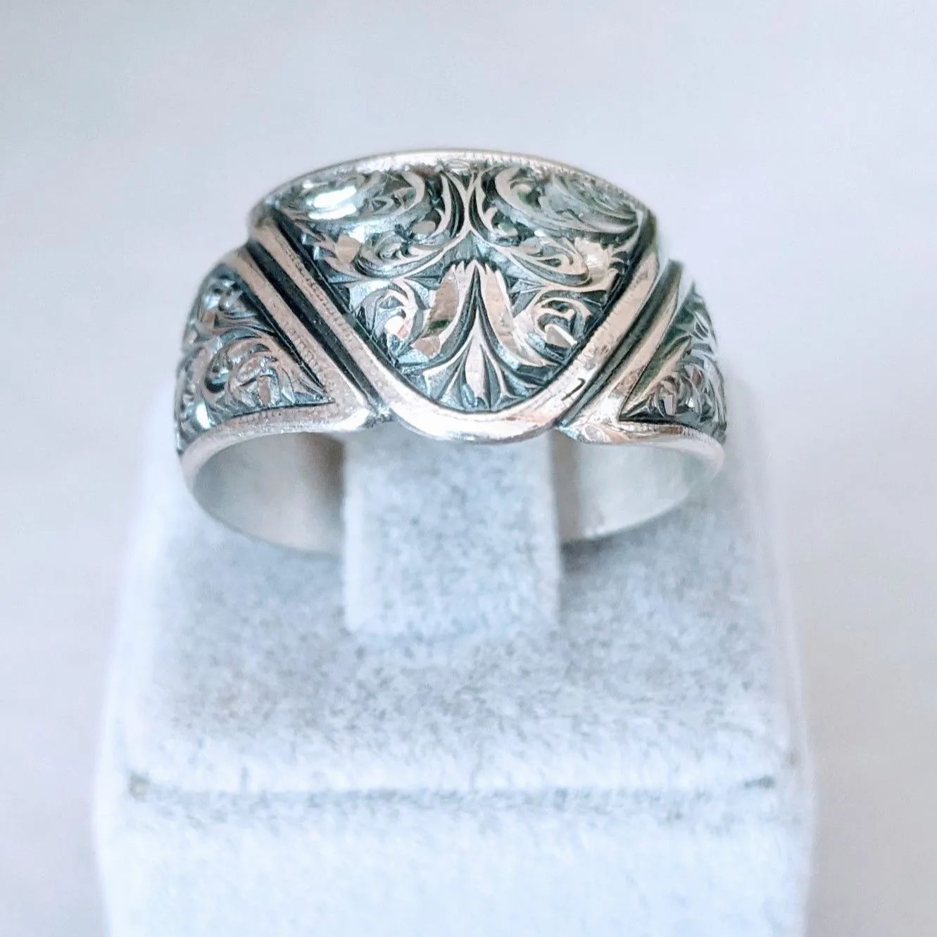 NEW＊トルコ製 手彫りシルバー925リング 【公式通販】