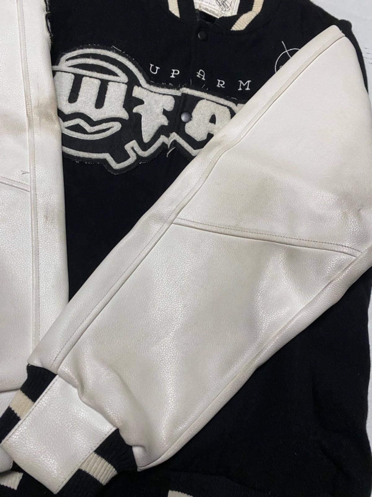 希少】WTAPS EMPIRE'S SERVICES アームレザースタジャンダブルタップス