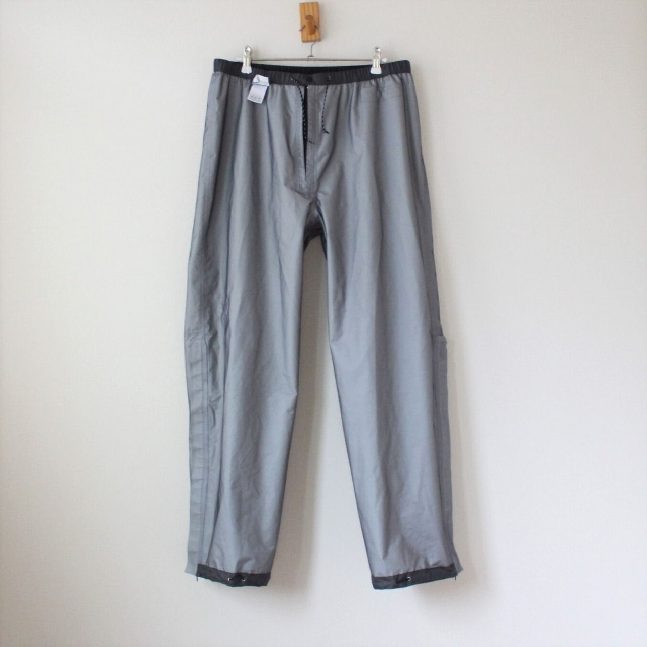 SOLD モンベル パンツ ストームクルーザーパンツ 中国製 ゴアテックス 