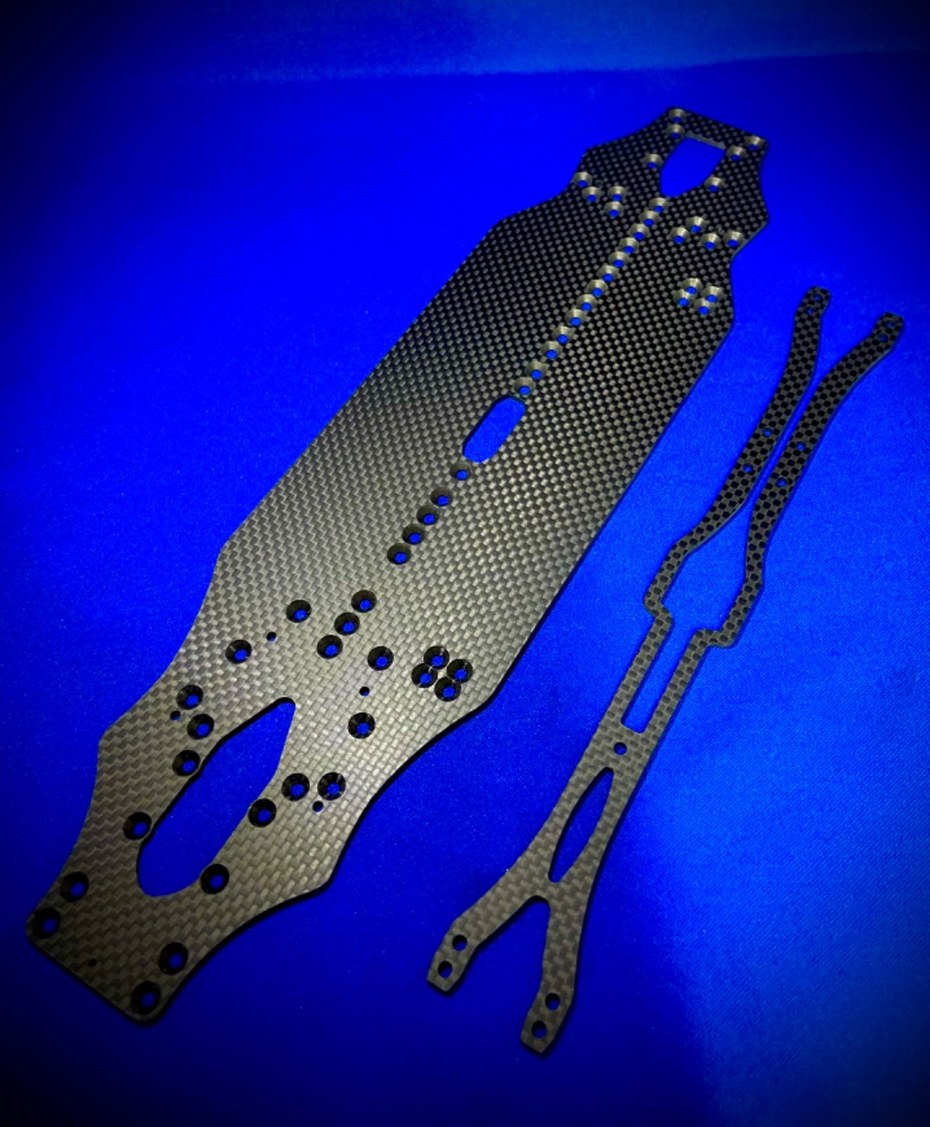 特注マット仕様　ヨコモBD10用シャーシ　アッパーデッキセット　蕨山Carbon 特注マット仕様 ヨコモBD10用シャーシ アッパーデッキセット 蕨