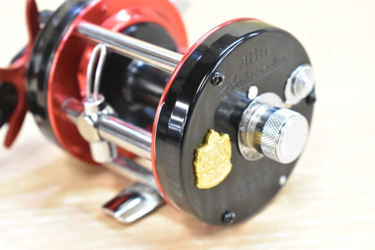 アブガルシア アンバサダー 6500 CS ブラック＆レッド ハイスピード Abu Garcia Ambassadeur Rocket High-Speed カゴ釣り