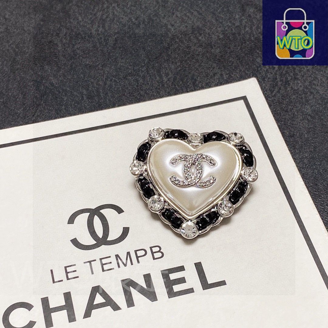 今日特価】Chanel シャネル 新入荷 シルバー & ブラックレザー