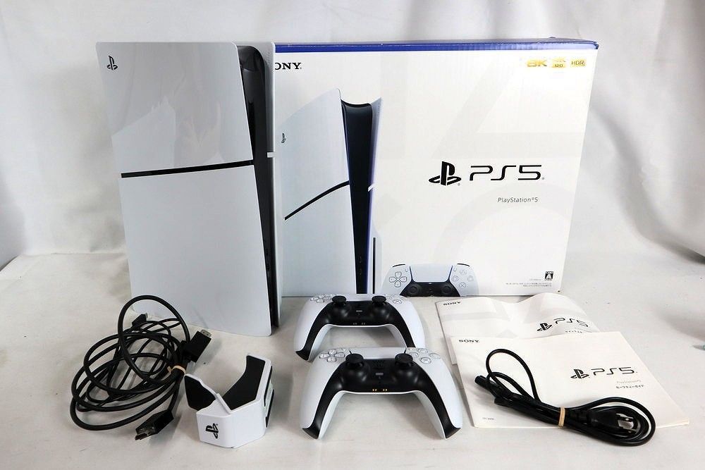 ◆SONY PS5 プレステ５ CFI-2000 ゲーム機
