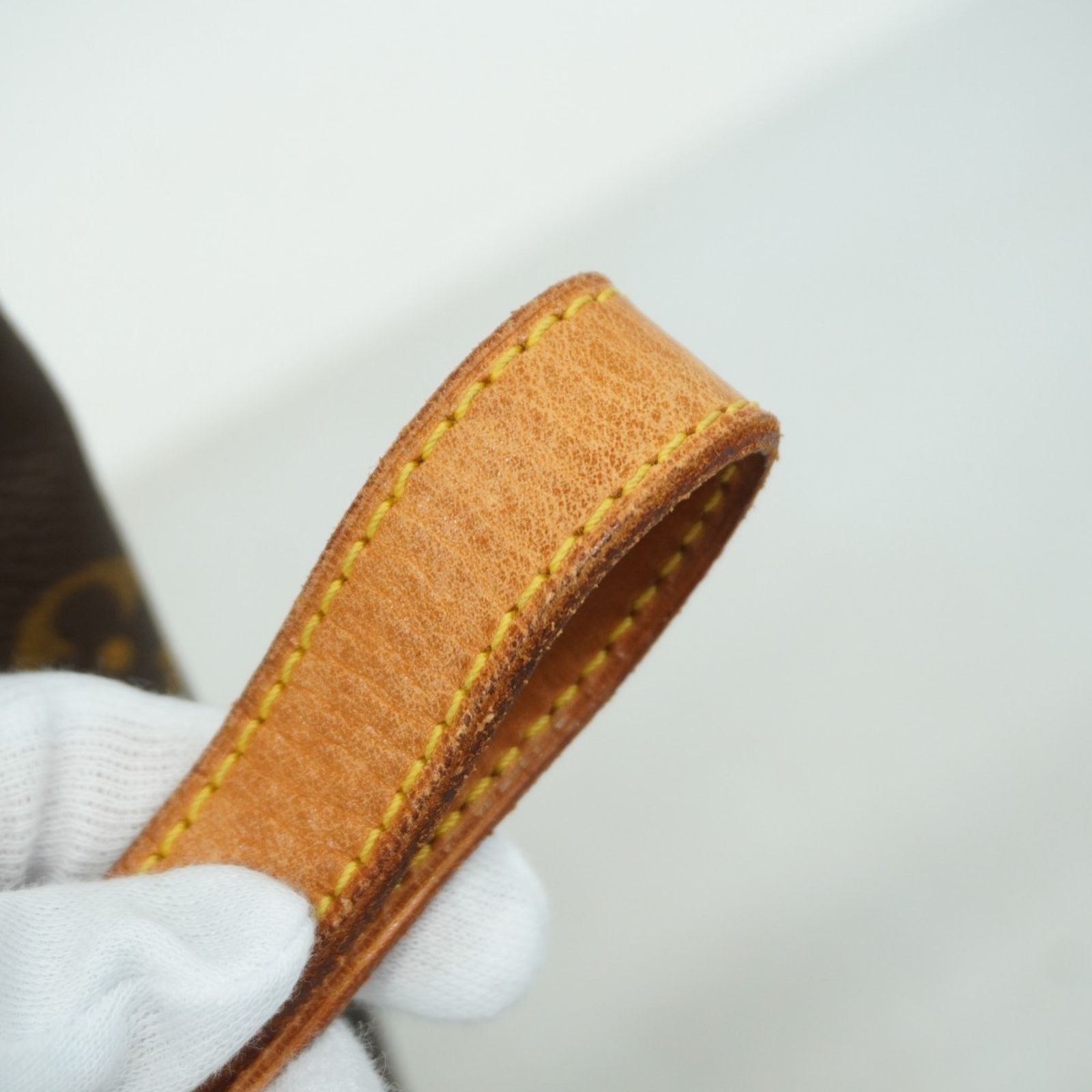 Vuitton ルイ