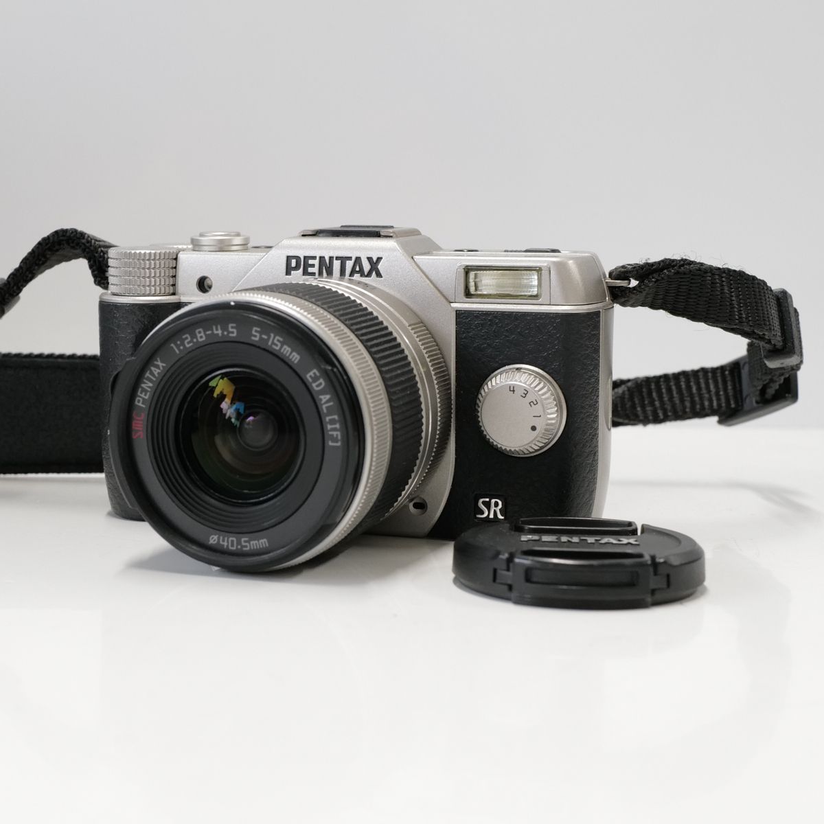 PENTAX Q10 + 02 STANDARD ZOOM 5-15mm F2.8-4.5 USED超美品 ミラーレス一眼 ズームレンズキット  SHOT数極少1327回 完動品 中古 CE4059