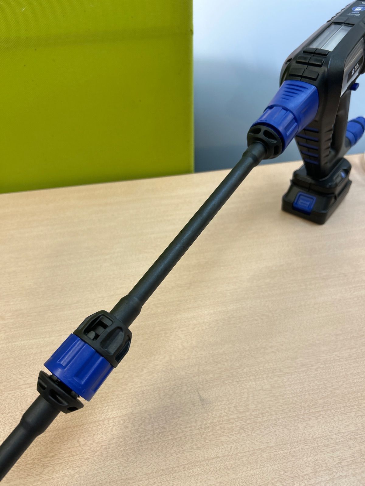 生活家電 【新品・未開封】 AR モバイル高圧洗浄機 コードレス BLUE 
