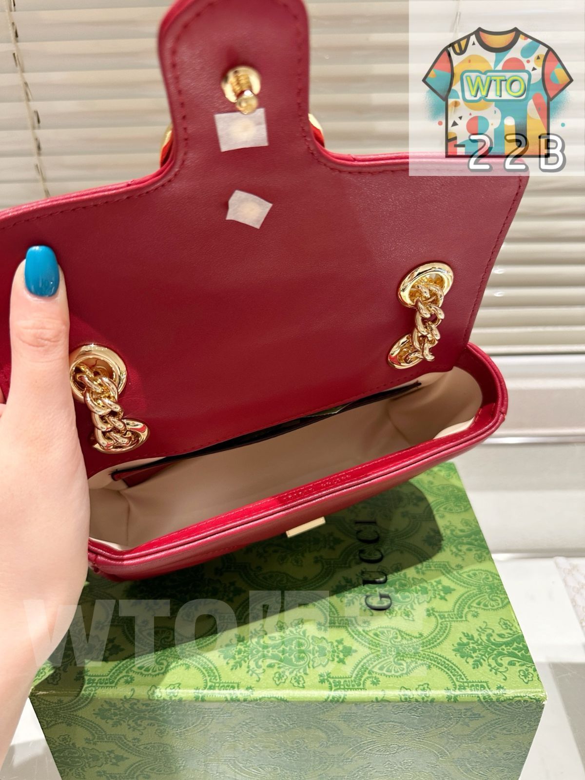 今日WTO】Gucci Marmont Mirror Pouch ～グッチ マーモント