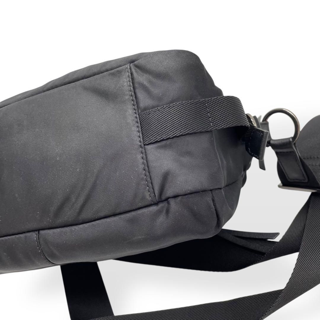 極美品 agnes b. アニエスベー ショルダーバッグ ブラック