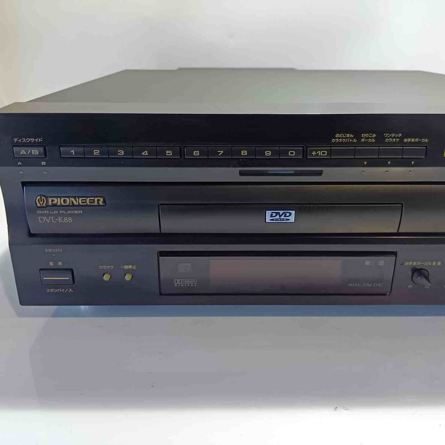 Pioneer DVD/LDプレーヤー DVL-K88 カラオケ 日本製 Pioneer DVD/LDコンパチブルプレーヤー カラオケ対応 DVL-K88