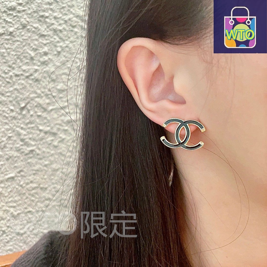 CHANEL ダブルCロゴ ピアス （片耳） CHANEL ダブルCロゴ ピアス(片耳用) CHANEL ダブルCロゴ ピアス