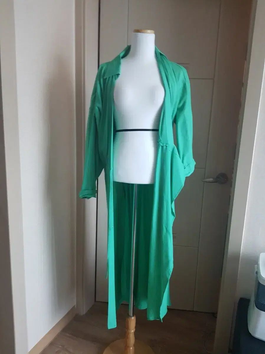Dutti マッシモドゥッティ
