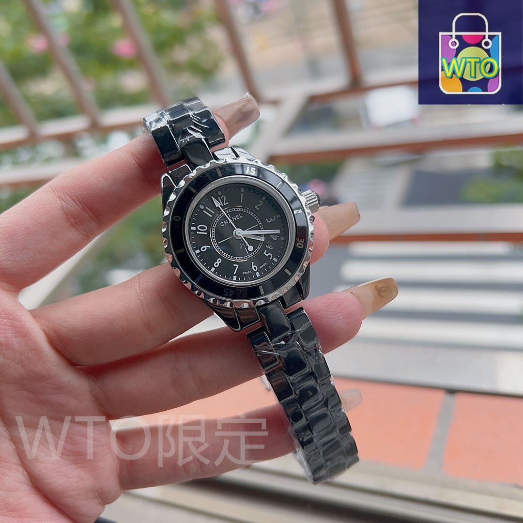 CHANEL 時計ジッパー付きソフトケース 2個セット CHANEL 時計ジッパー付きソフトケース 2個セット CHANEL 時計
