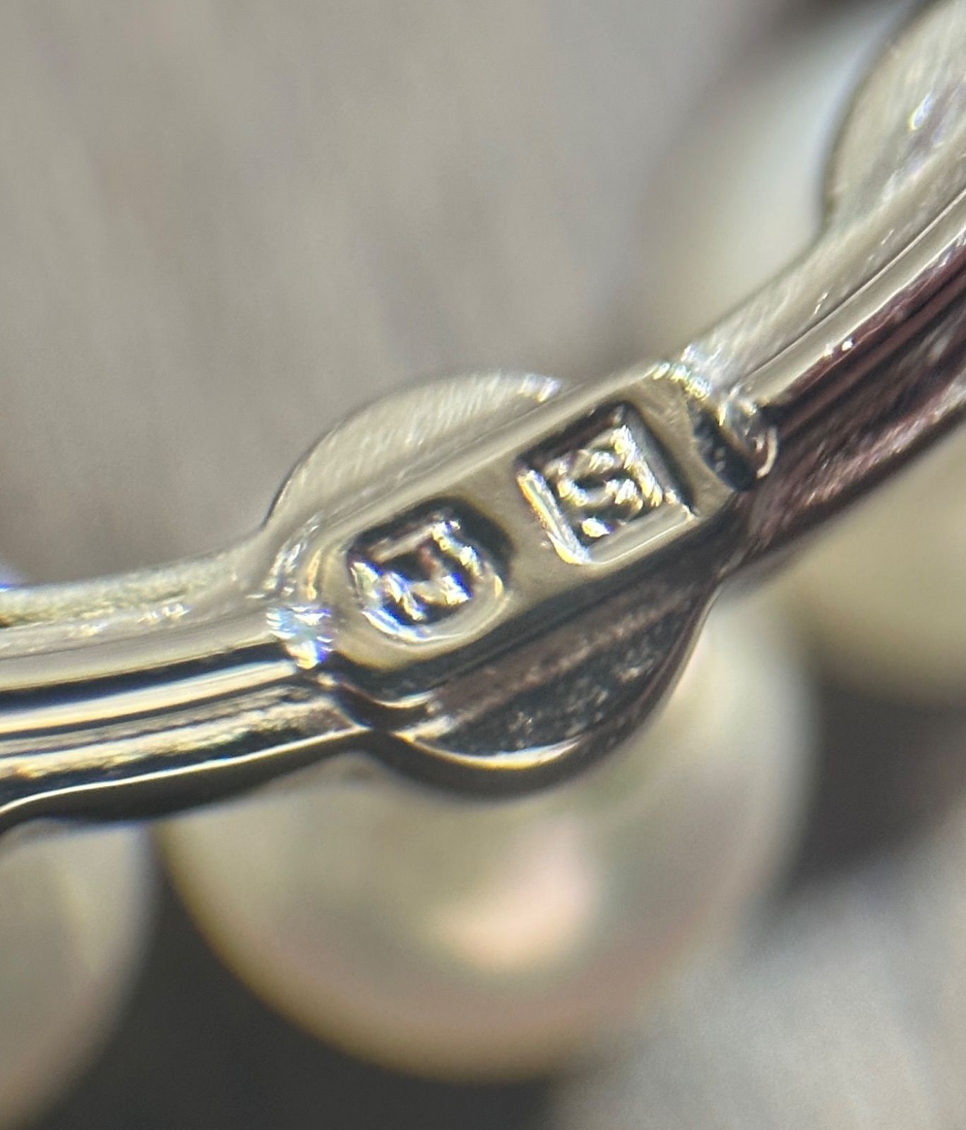MIKIMOTO SV ベビーパール4.2㎜ サークルブローチ MIKIMOTO SV ベビーパール4.2㎜ サークルブローチ - メルカリ