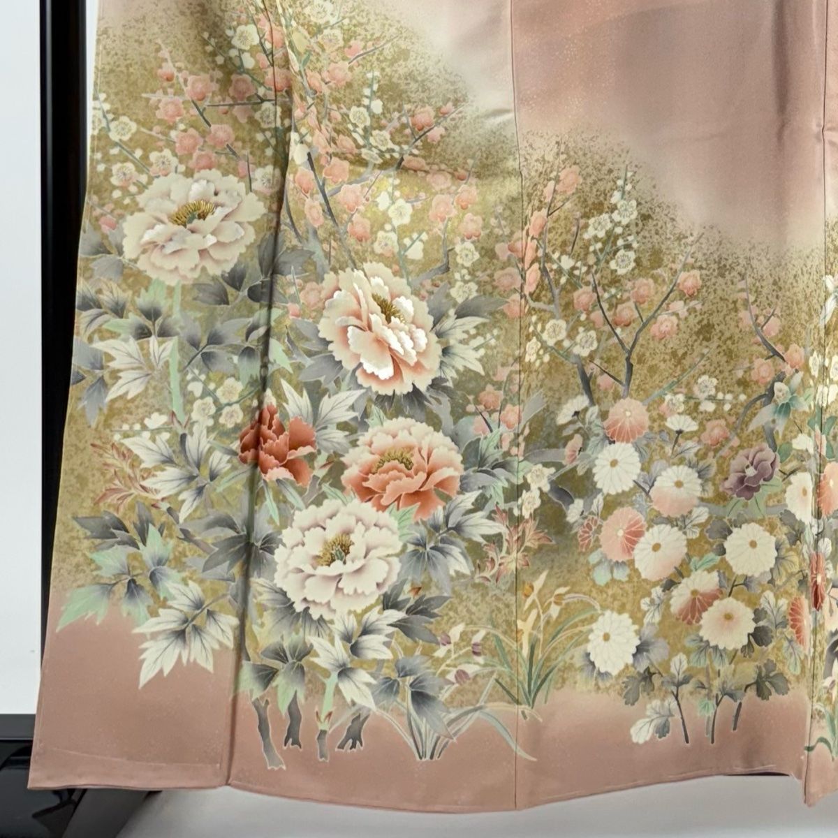 色留袖 身丈163cm 裄丈64cm M 袷 落款 牡丹 枝梅 刺繍 金彩