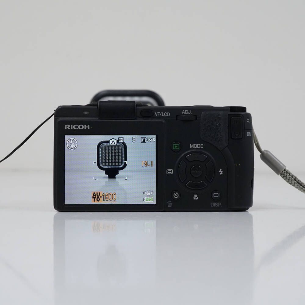 RICOH Caplio GX100 コンパクトデジタルカメラ USED品 リコー ブラック 