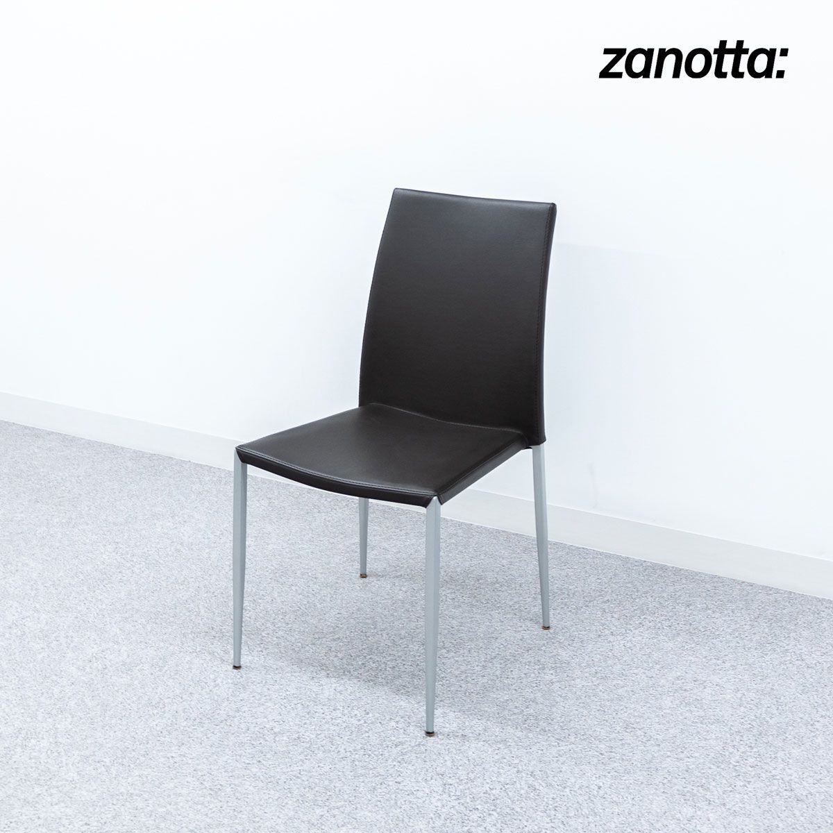 Zanotta ザノッタ LIA リア ダイニング チェア アームレス レザー ダークブラウン ロベルト バルビエリ 定価12万