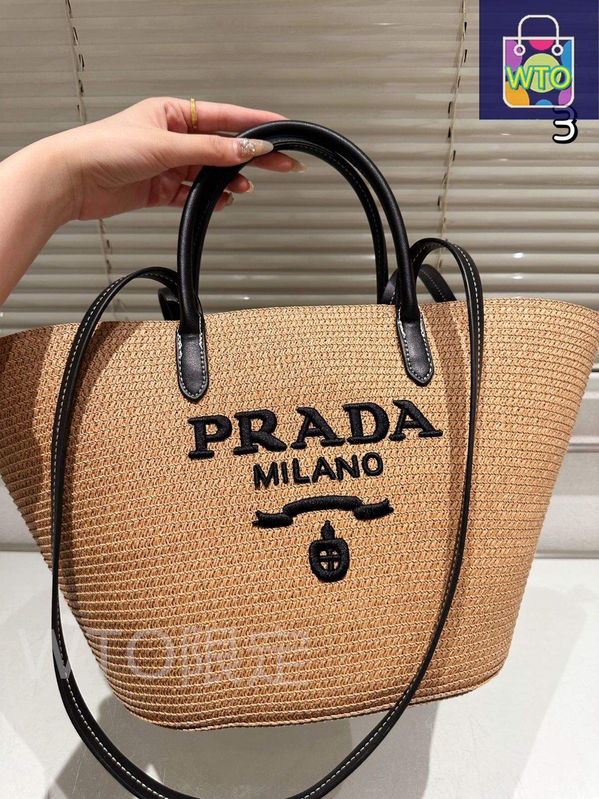 PRADA 藪編みシリーズのショルダーバッグ PRADA 藪編みシリーズのショルダーバッグ - メルカリ