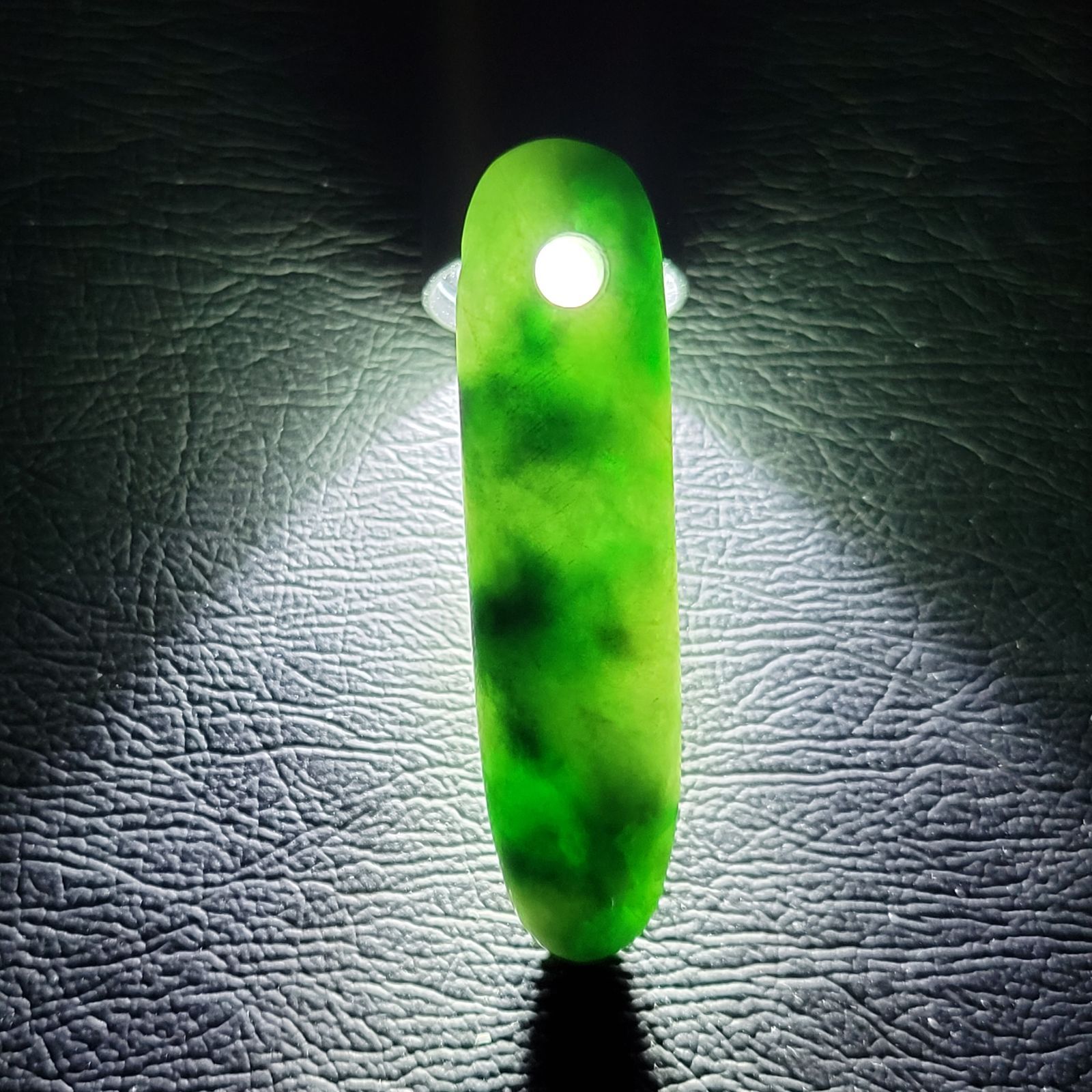 糸魚川翡翠:大珠 ms-HB0006 入コン沢大珠:糸魚川翡翠 HB0006