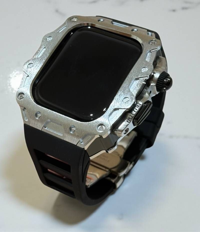 アップルウォッチケース フォージドステンレス ラバー 互換性対応 カスタム カバー 保護 ギフト ４６ｍｍ ベルト バンド セット series10 series11 メンズ レディース ギフト 贈り物 カスタム シルバーブラック