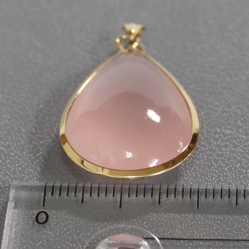 K18ローズクォーツペンダントトップ 5.6g - メルカリ