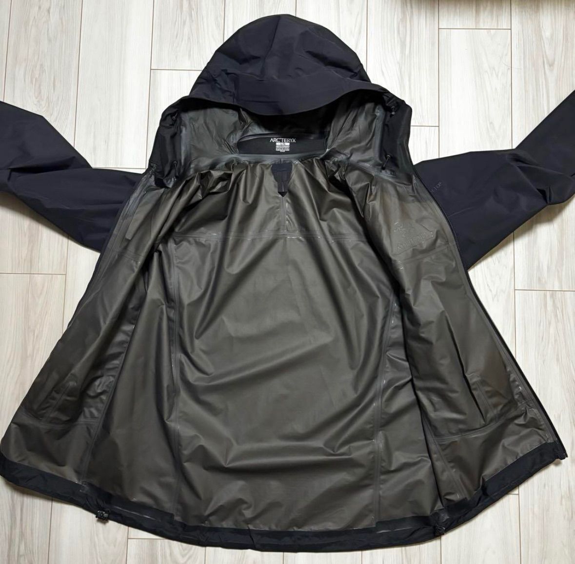 アークテリクス ベータSL メンズL 黒 ナイロン ゴアテックス シェル