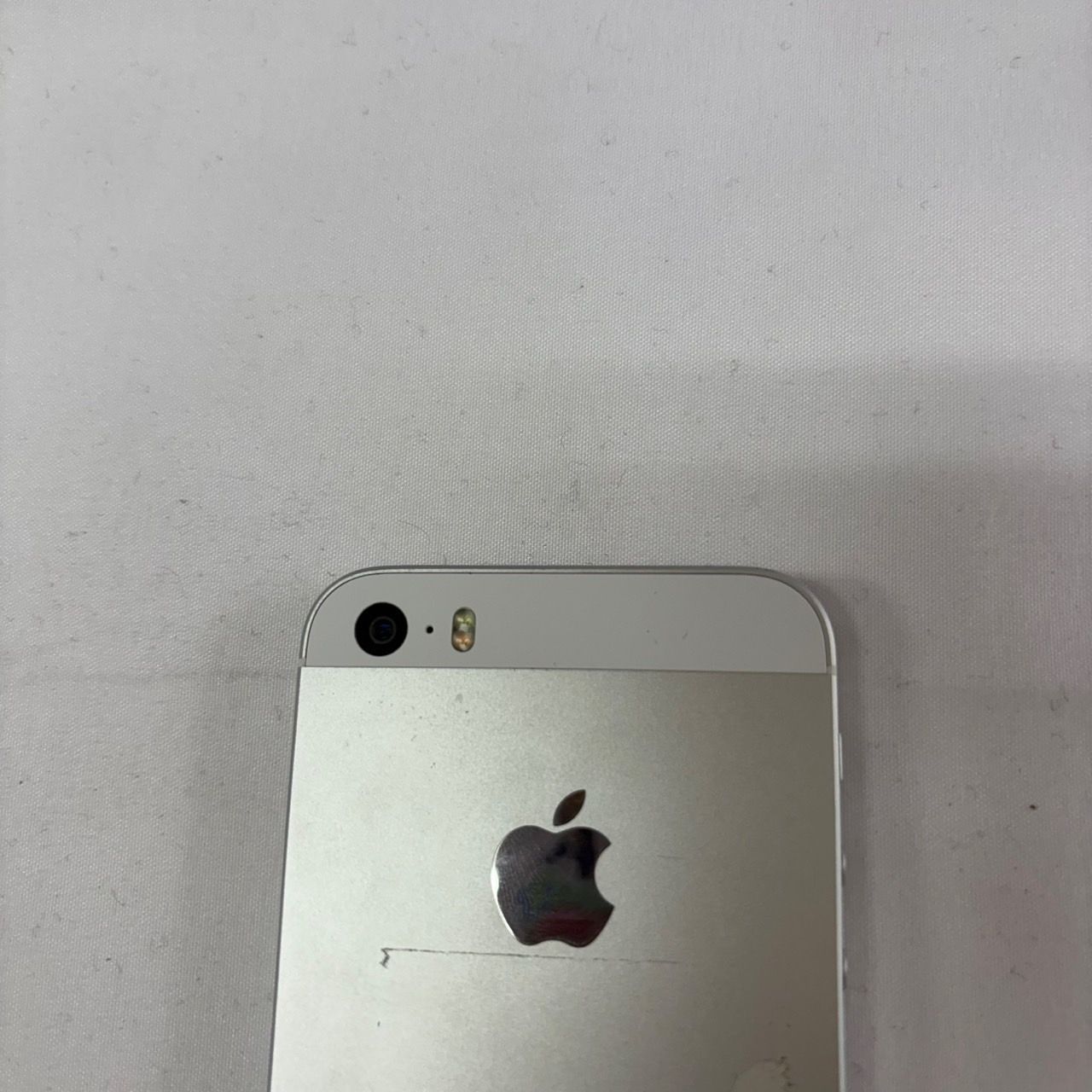 Apple iPhone SE 第一世代 シルバー simフリー ジャンク 151