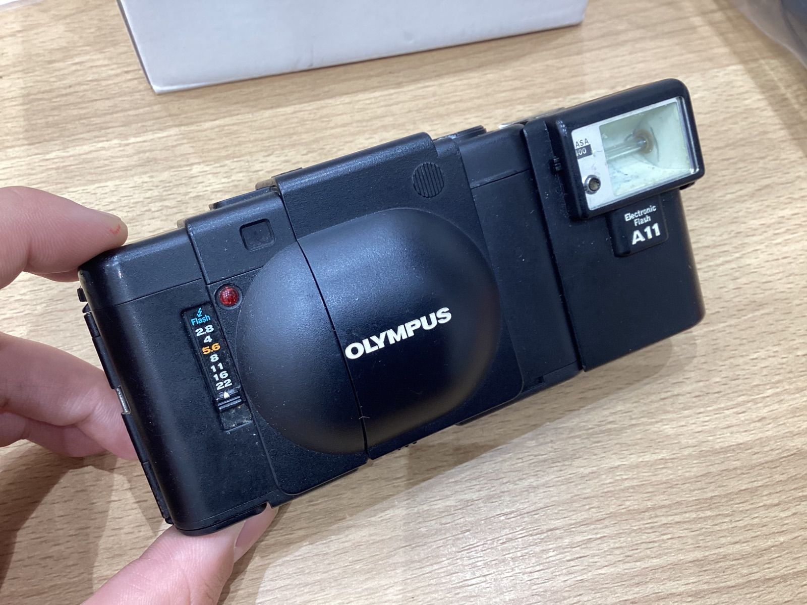 OLYMPUS A11 フィルムカメラ Amazon | Olympus XA A11付き | コンパクト 通販