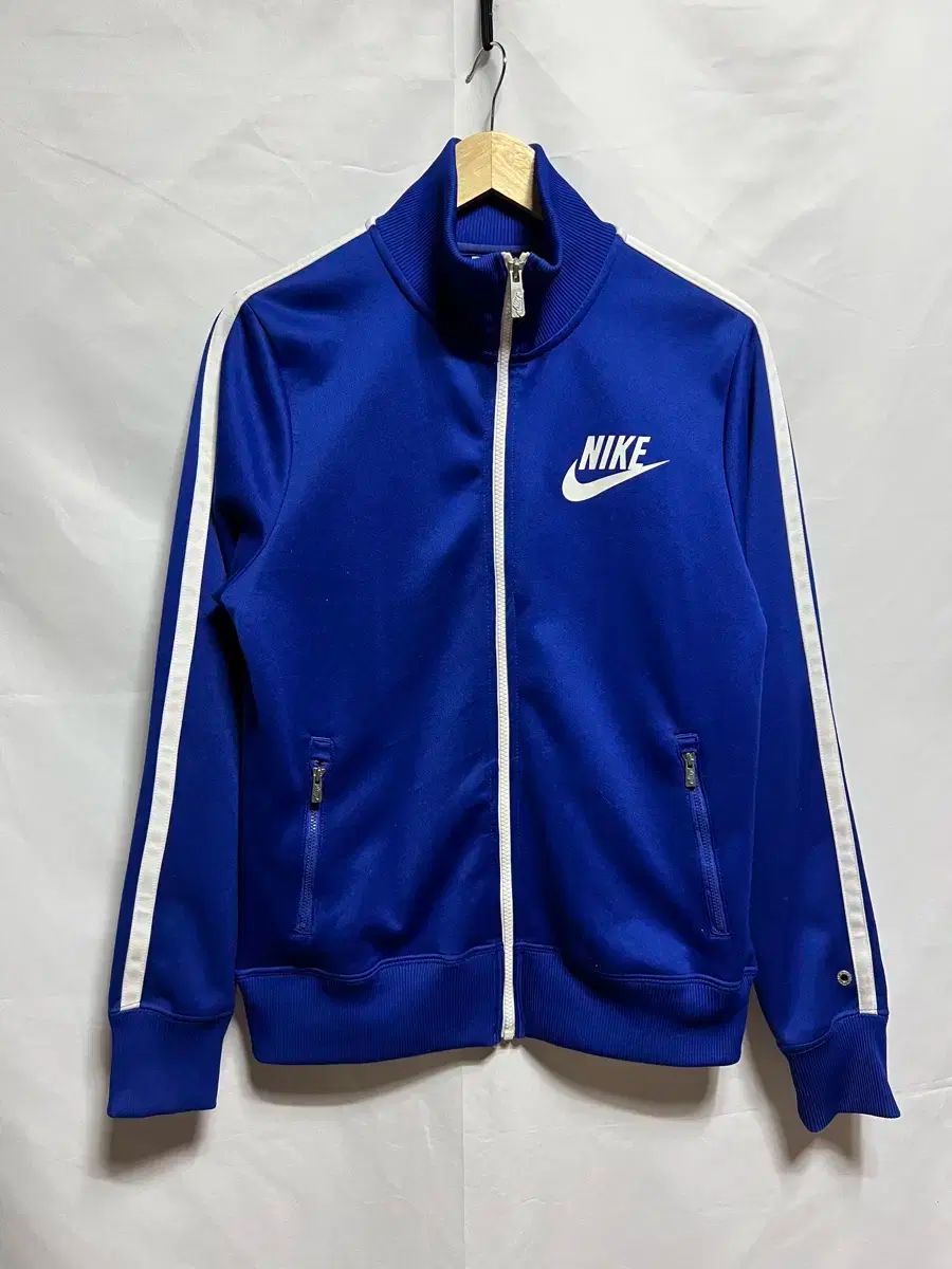 純正品/ M Nike(ナイキ） スウッシュ サイドライン 青 ジップアップ ジャージ