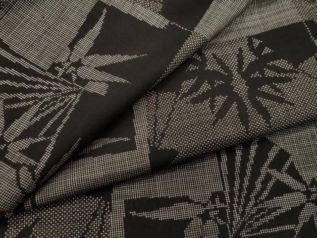 平和屋着物○結城紬 80亀甲 エ霞笹文 証紙付き 正絹 逸品 未