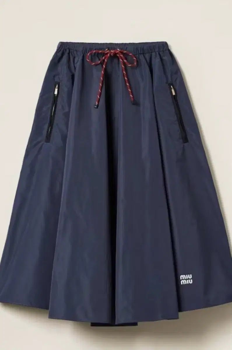 新品 MIU MIU(ミュウミュウ) スカート (ラベル o ) - メルカリ