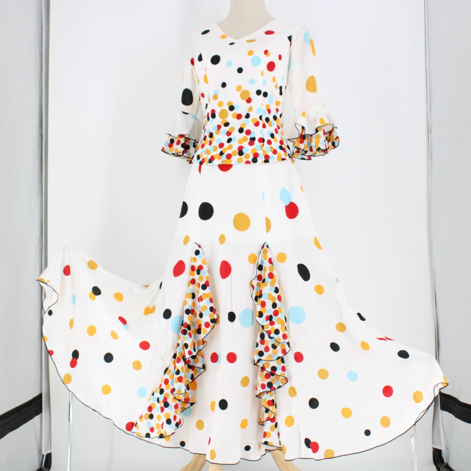 【美品 フラメンコ衣装】NaomiCollection ナオミコレクションドレス 美品フラメンコ衣装】NaomiCollection ナオミコレクション