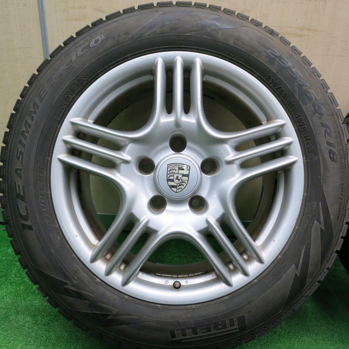 送料無料] バリ溝！9.5分☆ポルシェ 955 カイエン 純正 BBS RD153 235/60R18 スタッドレス ピレリ アイスアシンメトリコ  18インチ PCD130/5H☆4100901HAス - メルカリ