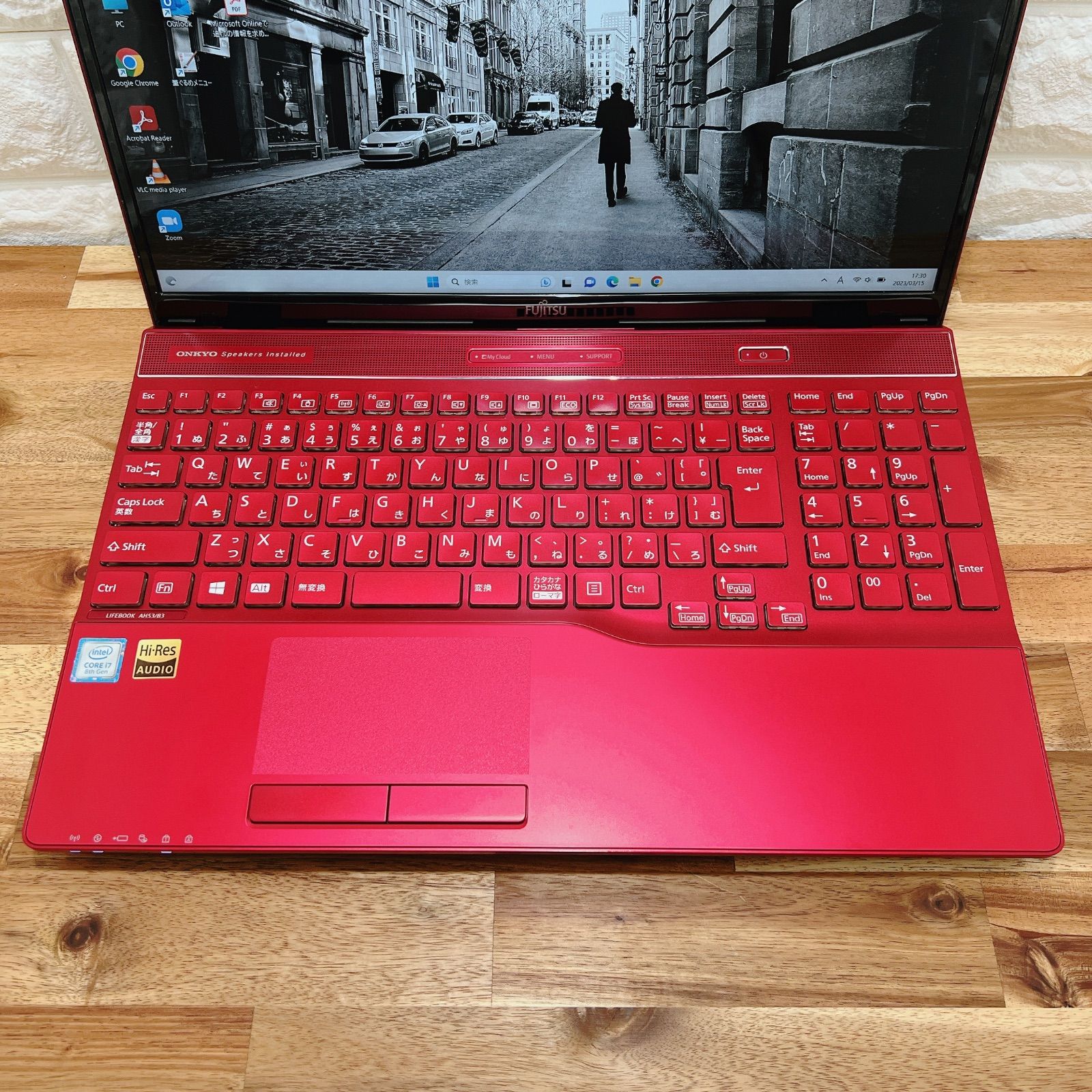 極美品】LIFEBOOK☘Core i7第8世代☘爆速SSD搭載☘BluRay-