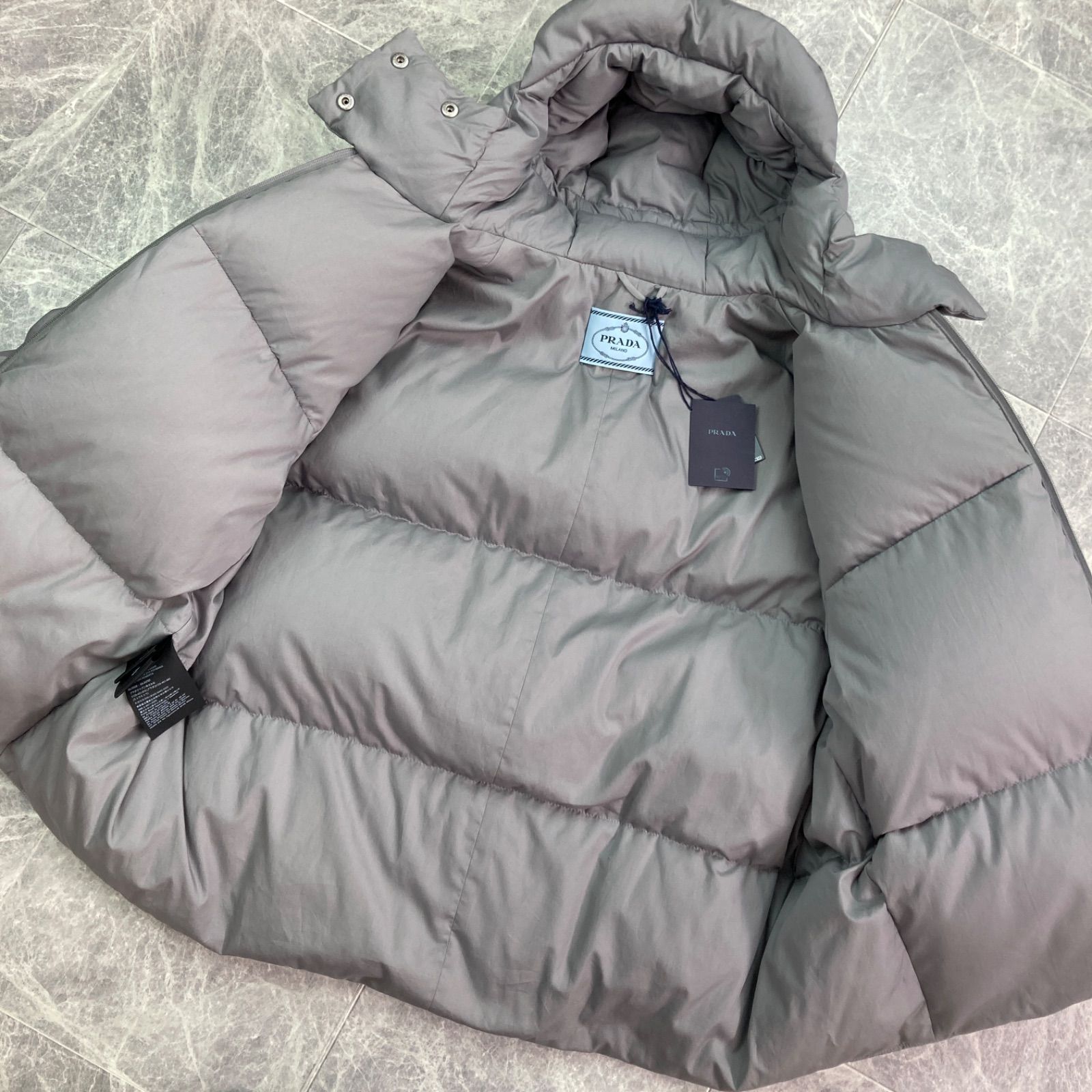 ✨美品✨ PRADA プラダ 21AW コットン ボリューム ダウンジャケット 38