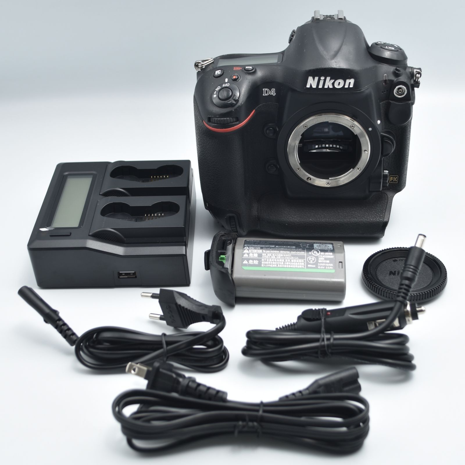 【美品・動作〇】Nikon FE フィルム一眼 ボディ 送料無料】 Nikon D4 ボディ ニコン 【おまけ有】（超美品⁄動作
