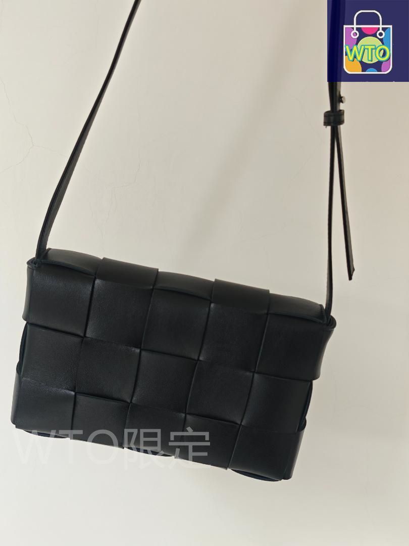 BOTTEGA VENETA 386498 VO0AD 4400 ショルダーバッグ 楽天市場】ボッテガヴェネタ ショルダーバッグ 386498 VO0AD