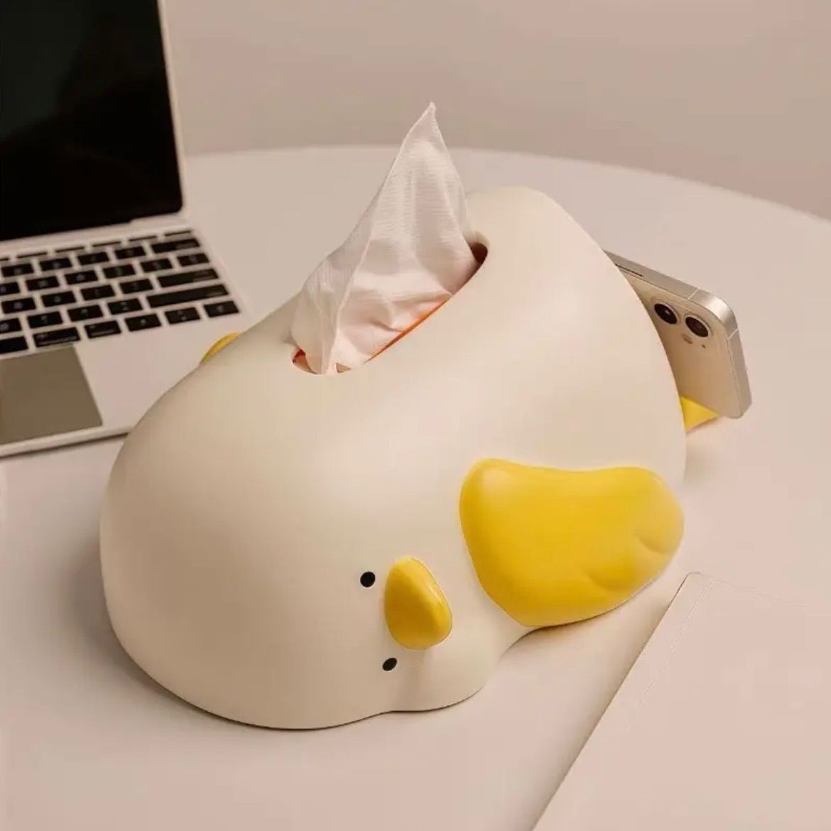 プラスチック製
