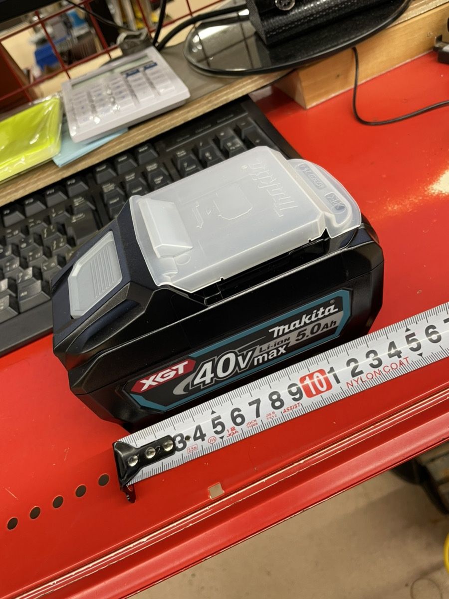makita 40V 5.0Ah リチウム バッテリー BL4050F 動作品 純正 蓄電池 