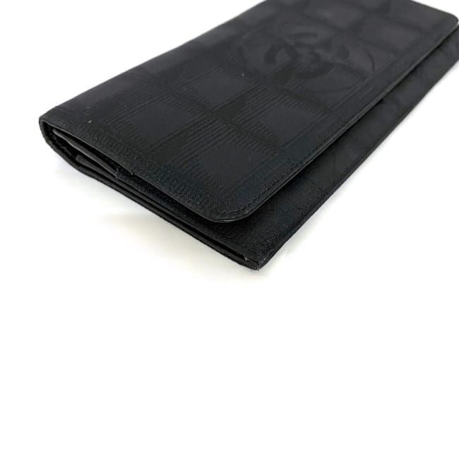 シャネル 二つ折り 長財布 ブラック ニュートラベル ライン A15788 美品ABランク