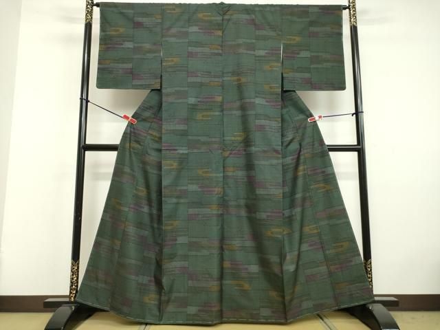 平和屋着物●本場大島紬　憲法黒茶色　正絹　逸品　DAAV8541tw 平和屋着物○本場大島紬 憲法黒茶色 正絹 逸品 DAAV8541tw