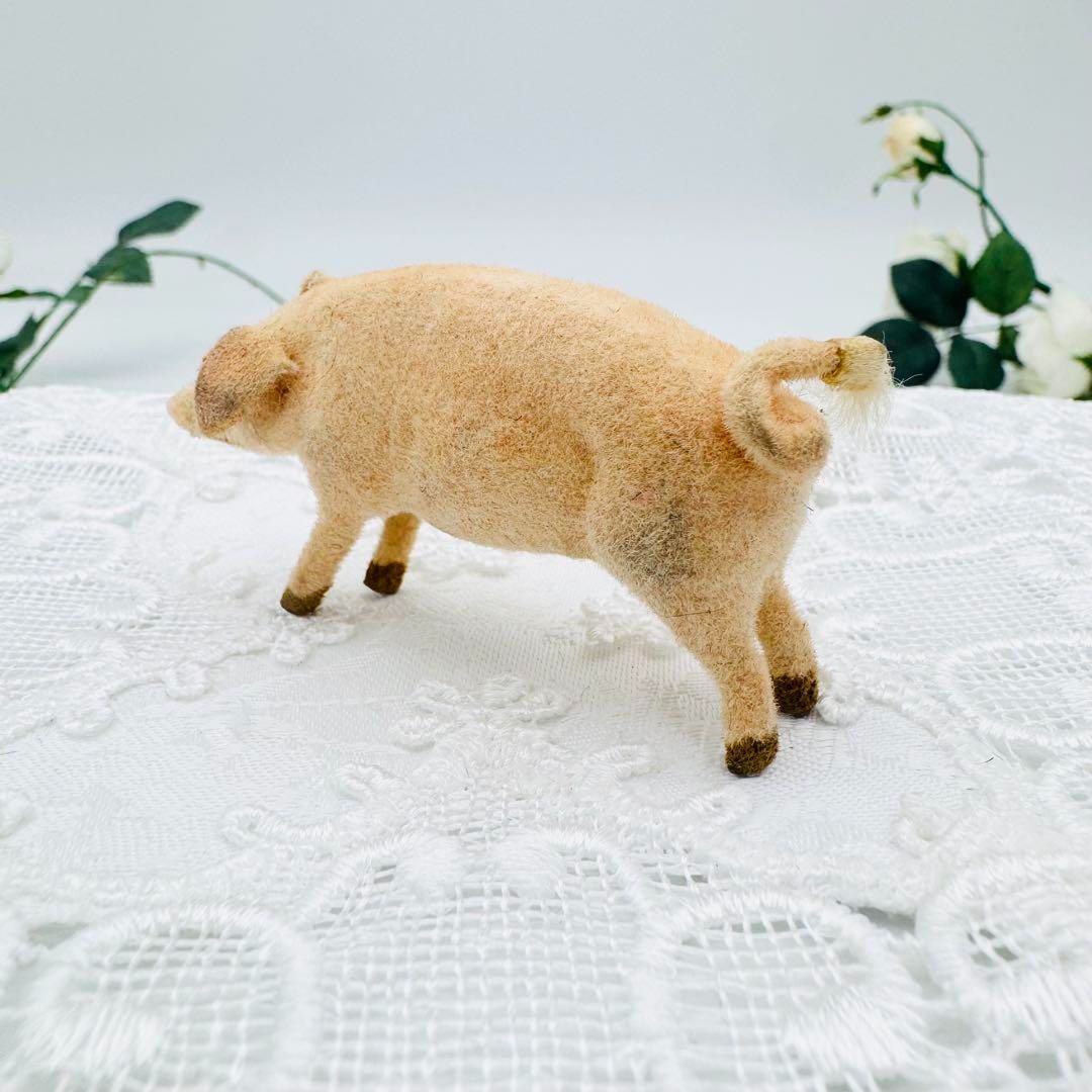 アンティーク ブタ　Kunstlerschutz ワグナー　西ドイツ 送料無料 西ドイツ ワグナー社 「ブタ/豚」 Wagner